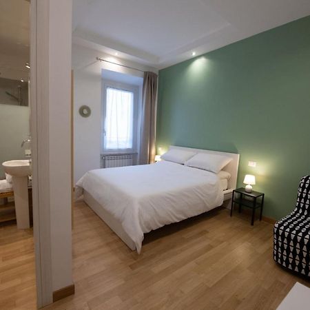 Domus Castroni Germanico Bed & Breakfast Roma Ngoại thất bức ảnh